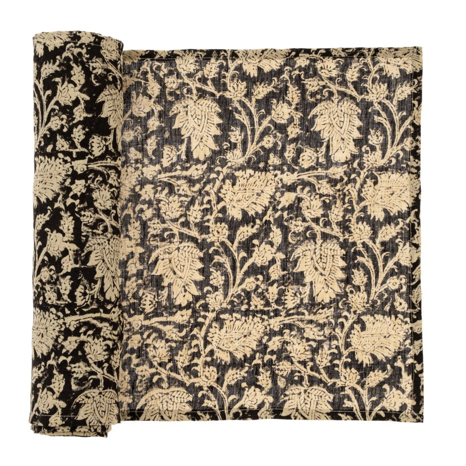 ELEANOR TABLE RUNNER